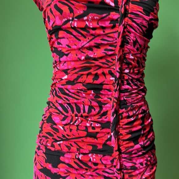 ❤️❤️NWOT Moda International Single Strap Dress❤️❤️ - Picture 4 of 9